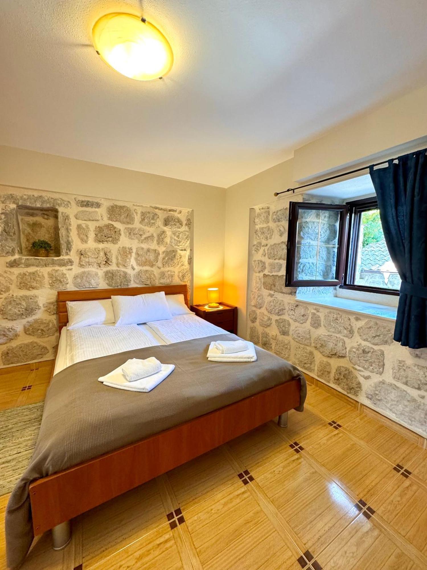 Apartments Radonicic Котор Экстерьер фото