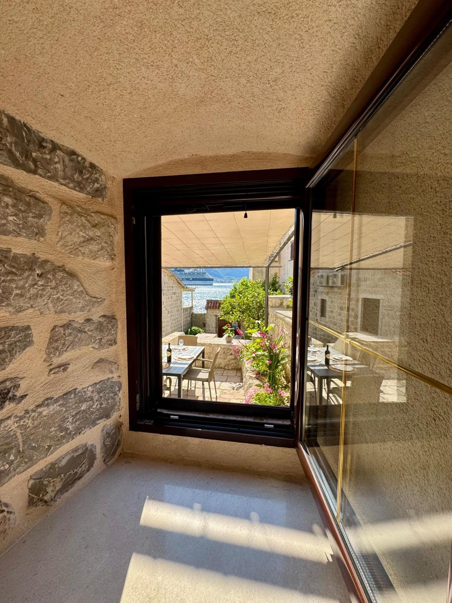 Apartments Radonicic Котор Экстерьер фото