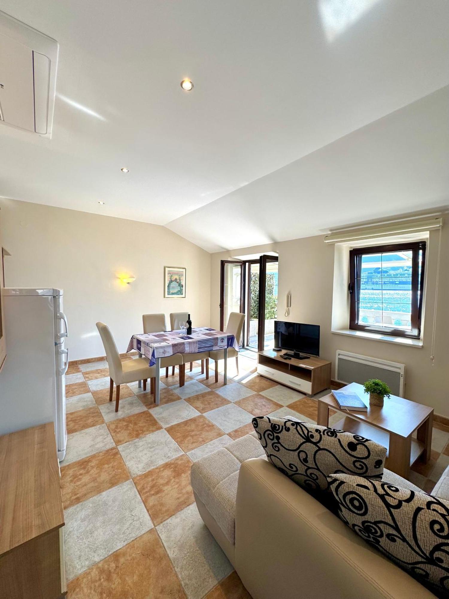 Apartments Radonicic Котор Экстерьер фото