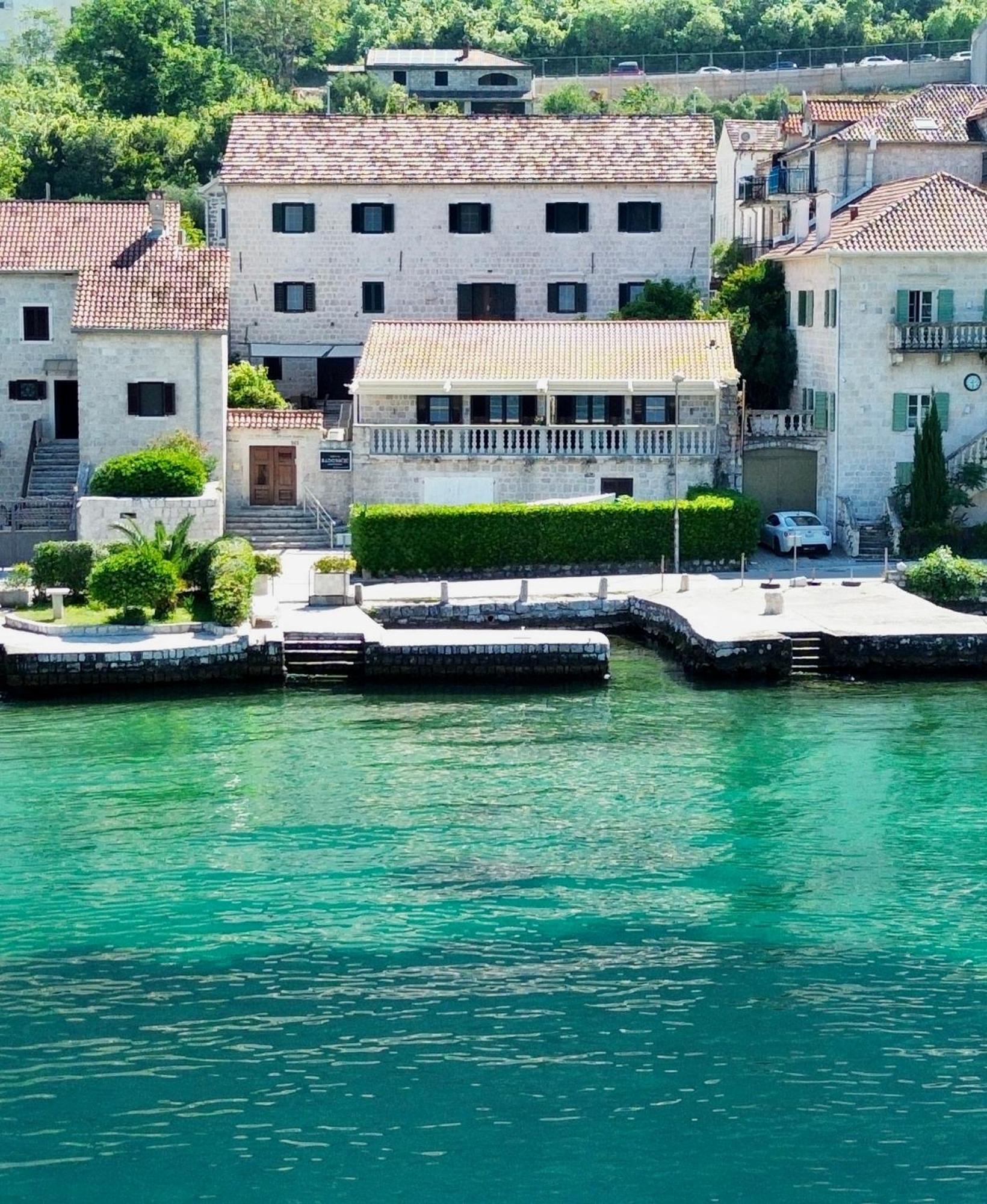 Apartments Radonicic Котор Экстерьер фото